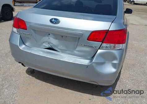 2014 Subaru Legacy 2.5I Premium из США, поврежденный, VIN 4S3BMCC66E3026641